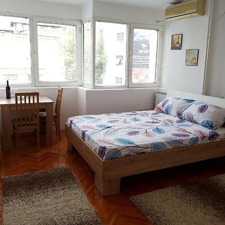 Cs Apartment Üsküp Dış mekan fotoğraf